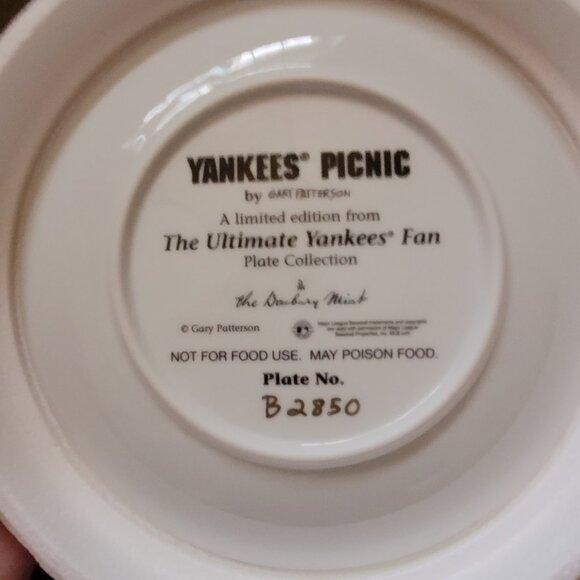 LIMITED ED DANBURY MINT THE ULTIMATE NY YANKEES FAN COLLECTOR'S PLATE SET 6 of 8 - Picture 7 of 15